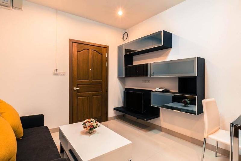 V-Twin Donjan Service Apartment Chiang Mai Exterior foto