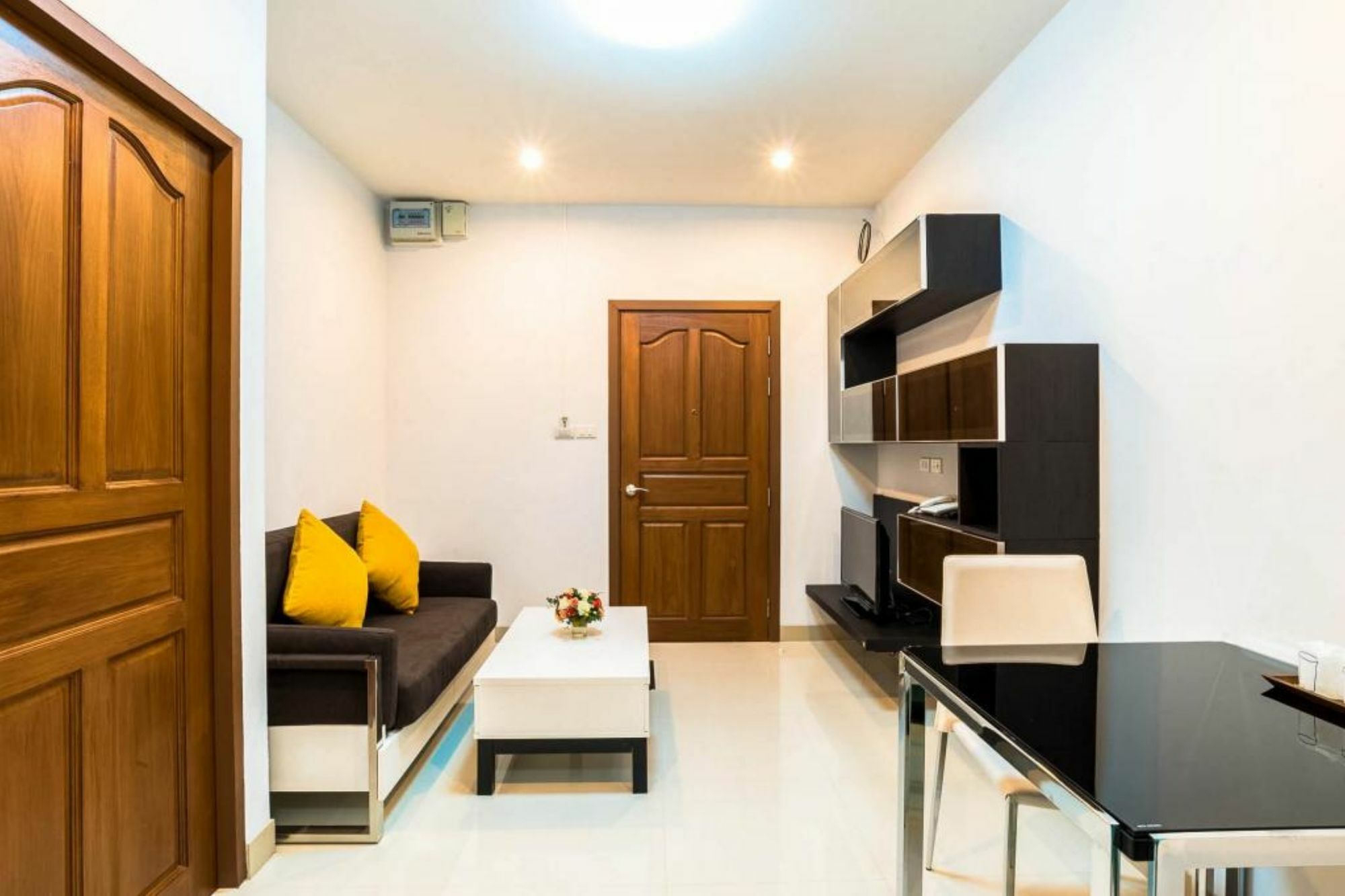 V-Twin Donjan Service Apartment Chiang Mai Exterior foto